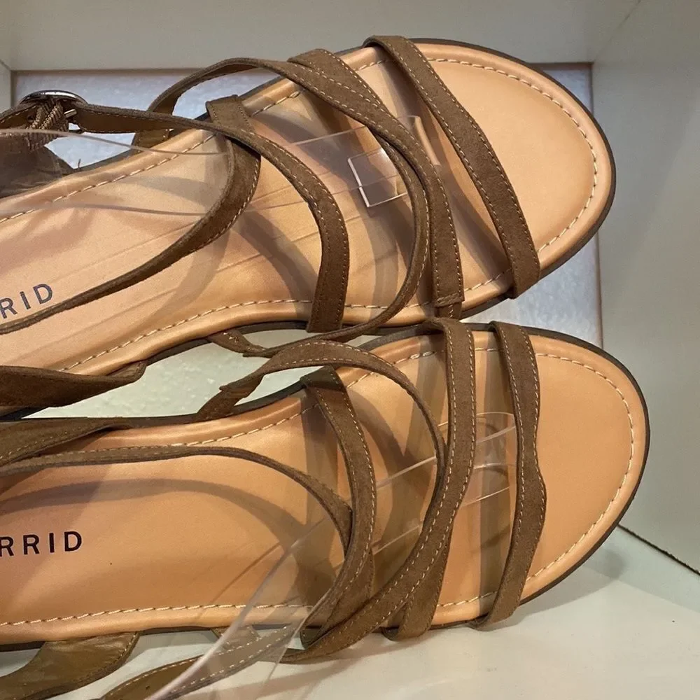 Torrid Womens Strappy Sandals Brown Adjustable Low Heel Shoes Flat Buckle 11 W